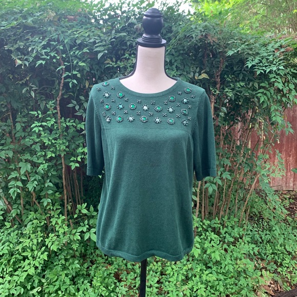 Coldwater Creek Tops - Coldwater Creek Short Sleeved Top with Decor! ❤️